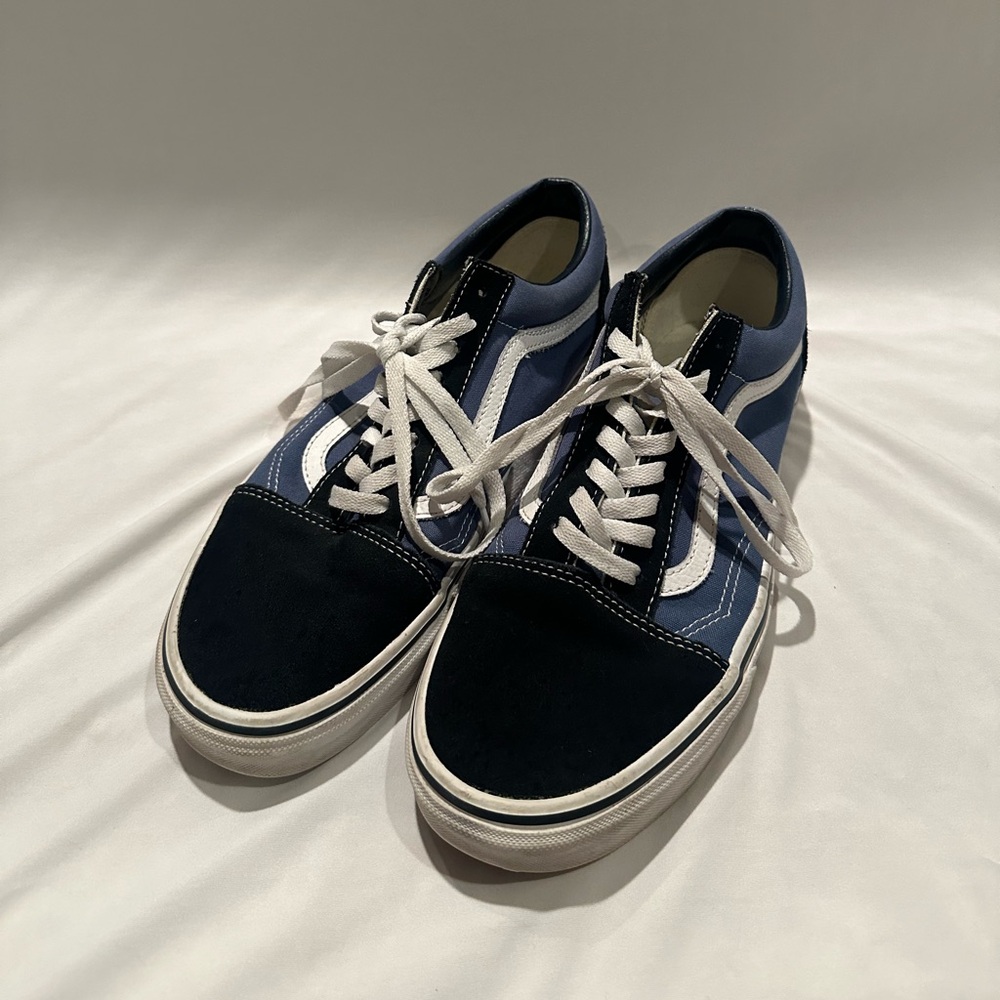 Navy and white old skool vans sneakers
